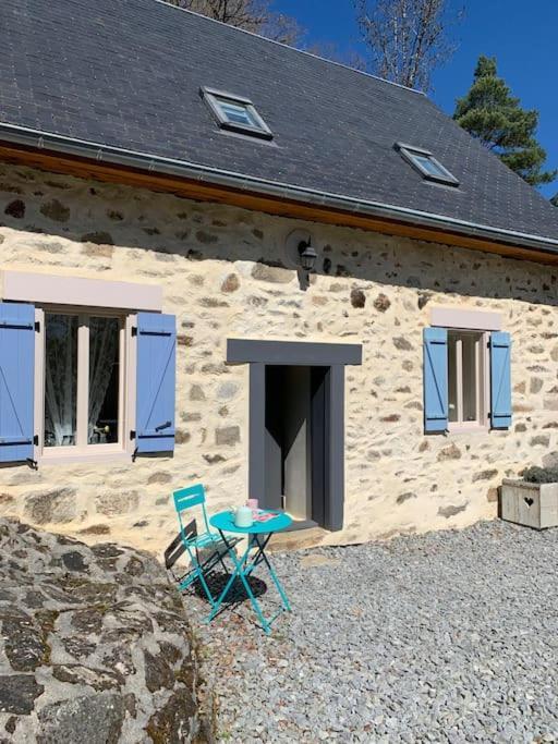 Gite Maison Du Trottoir, Sussac Exterior photo
